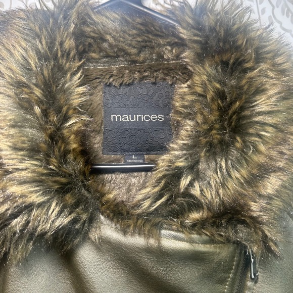Maurices Womens Olive Faux Leather Fur Lined Moto Vest Size L - Picture 4 of 12